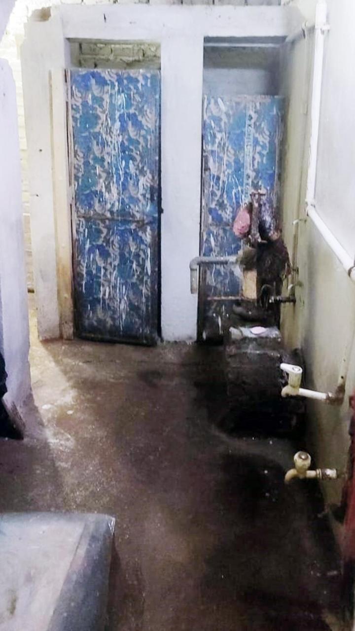 ホテル श्री बांके बिहारी सेवा धाम Vrindāvan エクステリア 写真